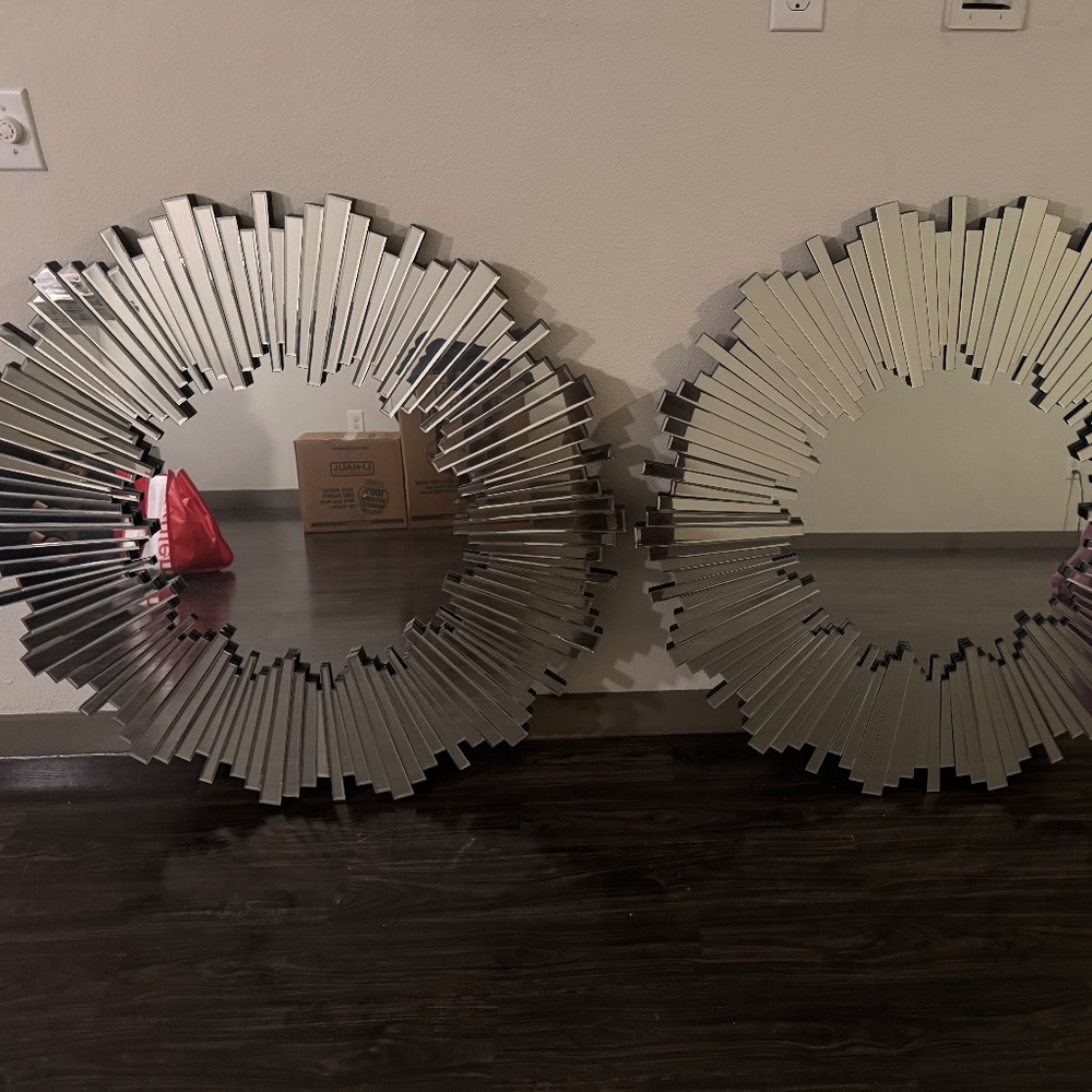 2 Wall Mirrors
